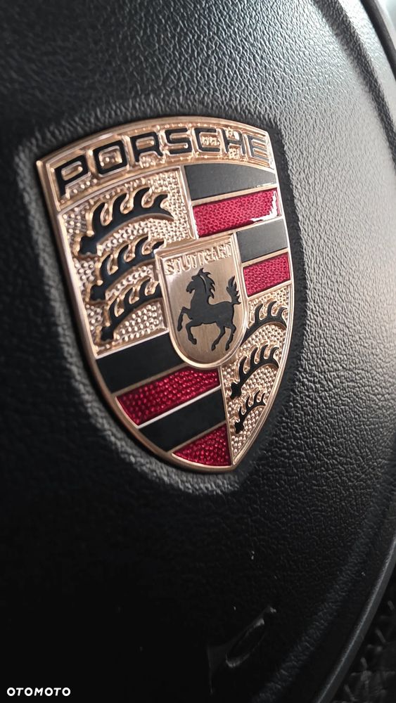 Porsche 911 Carrera 4S PDK - 33