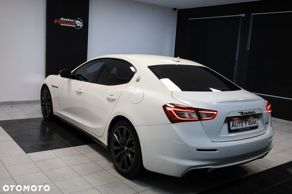 Maserati Ghibli - 7
