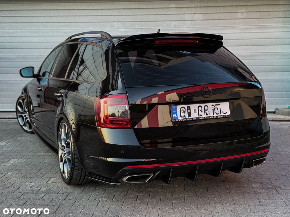 Skoda Octavia 2.0 TDI DSG RS - 6