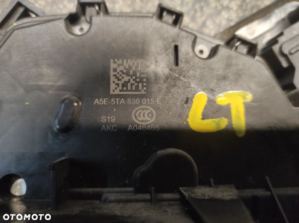 ZAMEK DRZWI LEWY PRAWY TYLNI 5TA839015E 5TA839016E VW PASSAT B8 GOLF 7 SKODA OCTAVIA 3 RAPID FABIA 3 KAROQ KODIAQ SPRAWNY WYSYŁKA !!!!! - 3
