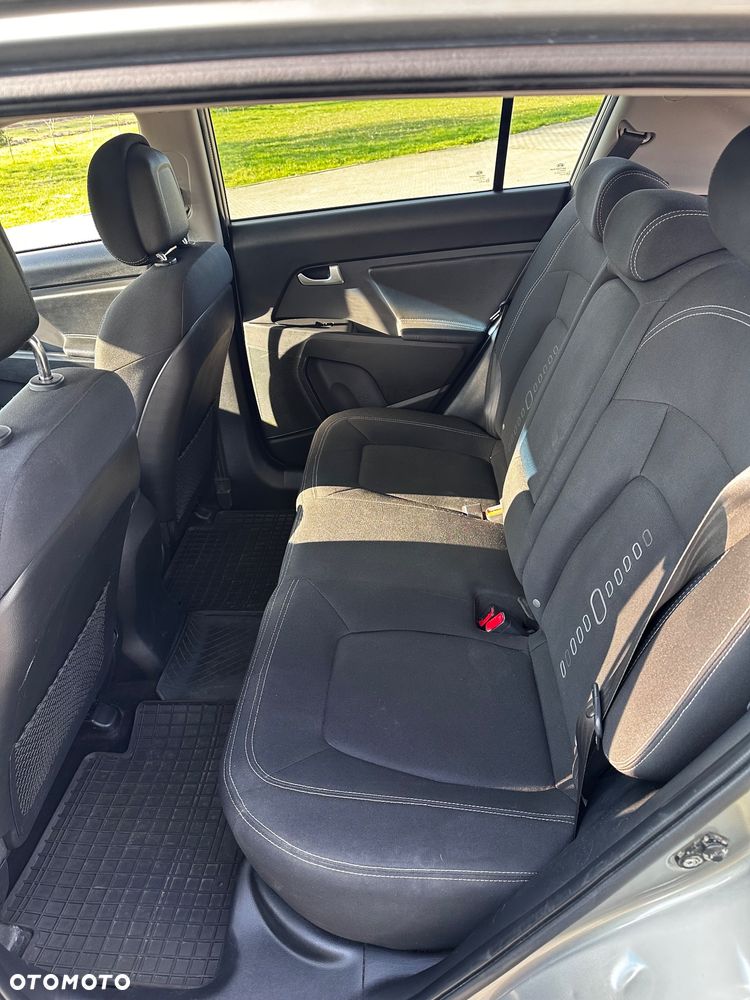 Kia Sportage 1.7 CRDI L 2WD - 13