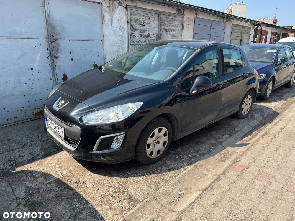 Peugeot 308, 2011