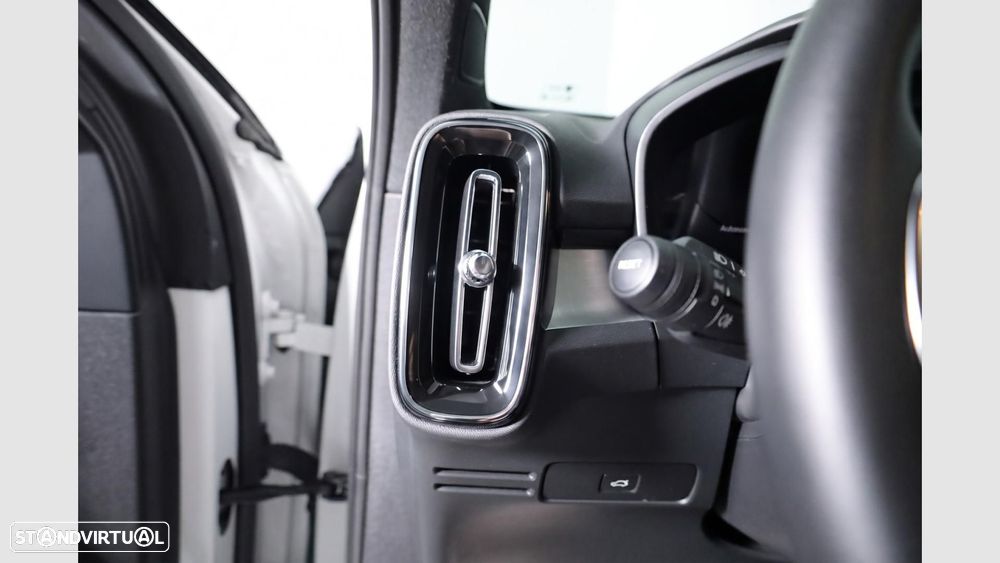 Volvo XC 40 - 11