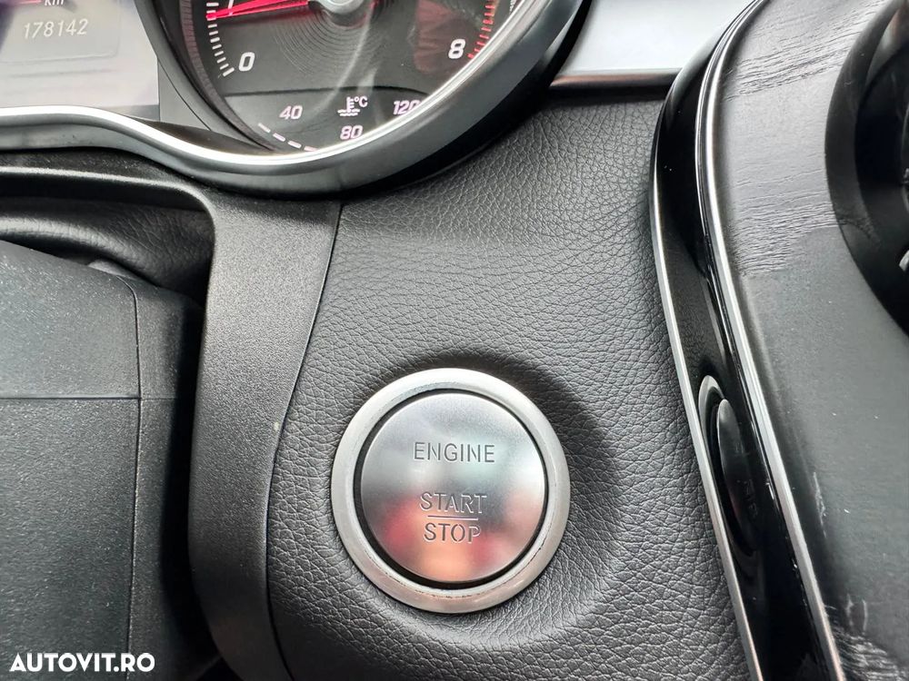 Mercedes-Benz GLC 250 4MATIC - 39