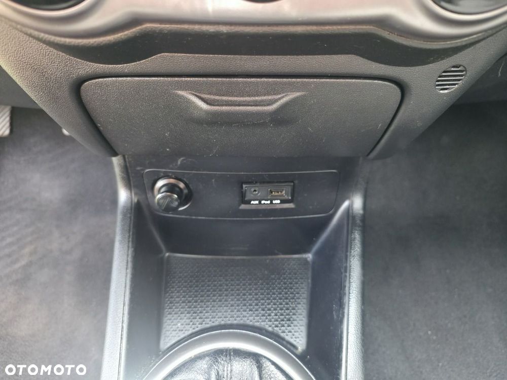 Hyundai i20 - 15