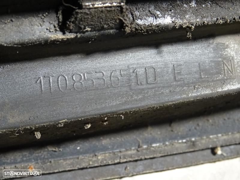 Grelha Central Volkswagen Touran (1T1, 1T2)  1T0853651d / 1T0 853 651 - 8