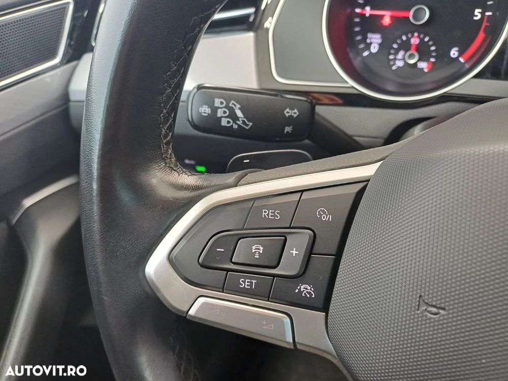 Volkswagen Passat Variant 2.0 TDI DSG Comfortline - 12