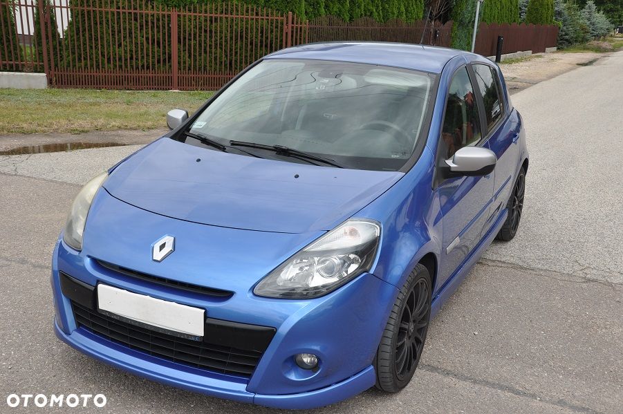 Renault Clio 1.6 16V 130 GT - 8