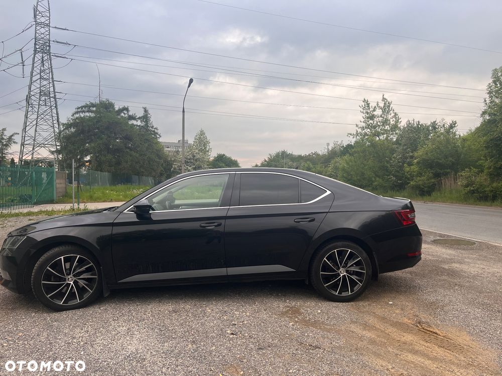 Skoda Superb 2.0 TDI Active DSG7 - 5