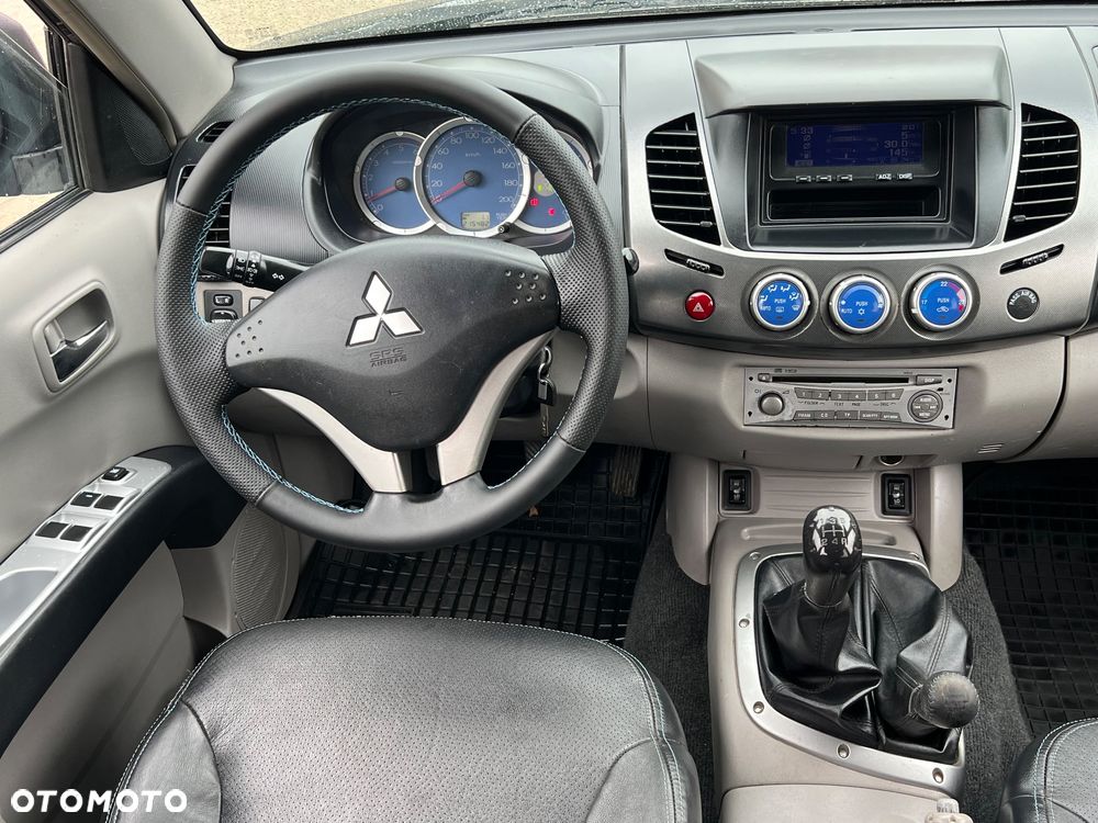 Mitsubishi L200 2.5 DID Special Edition - 8