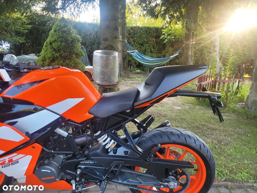 KTM RC 125 - 26