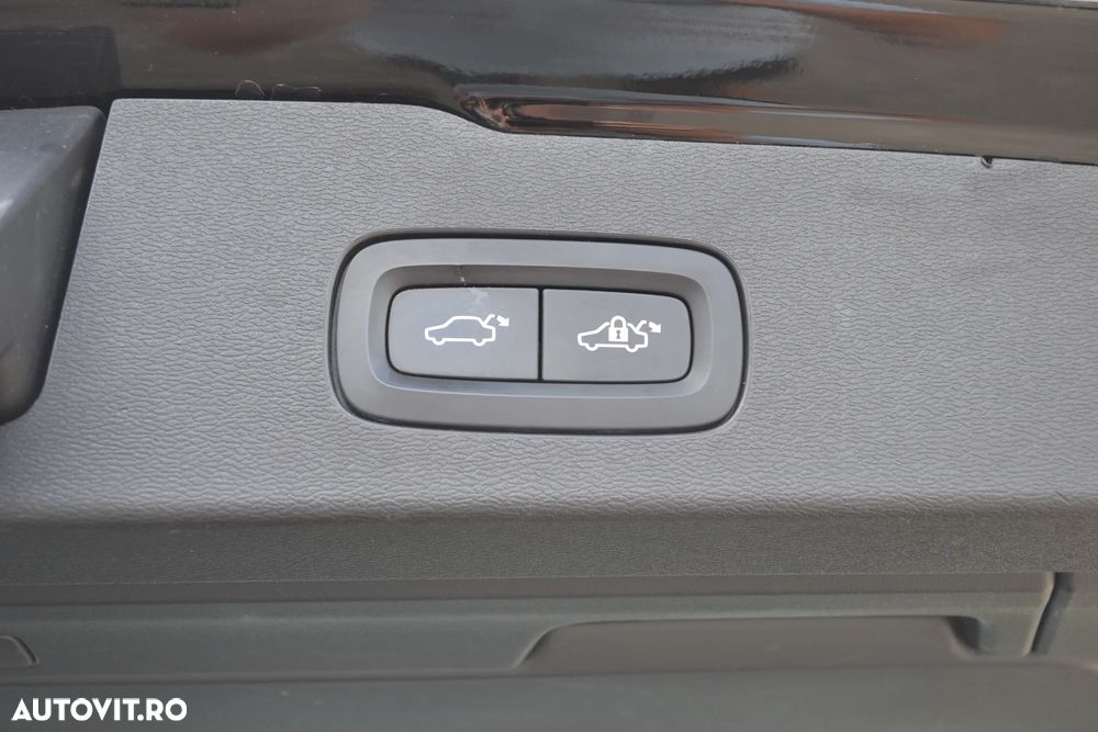 Volvo V60 B4 D Geartronic Momentum Pro - 27