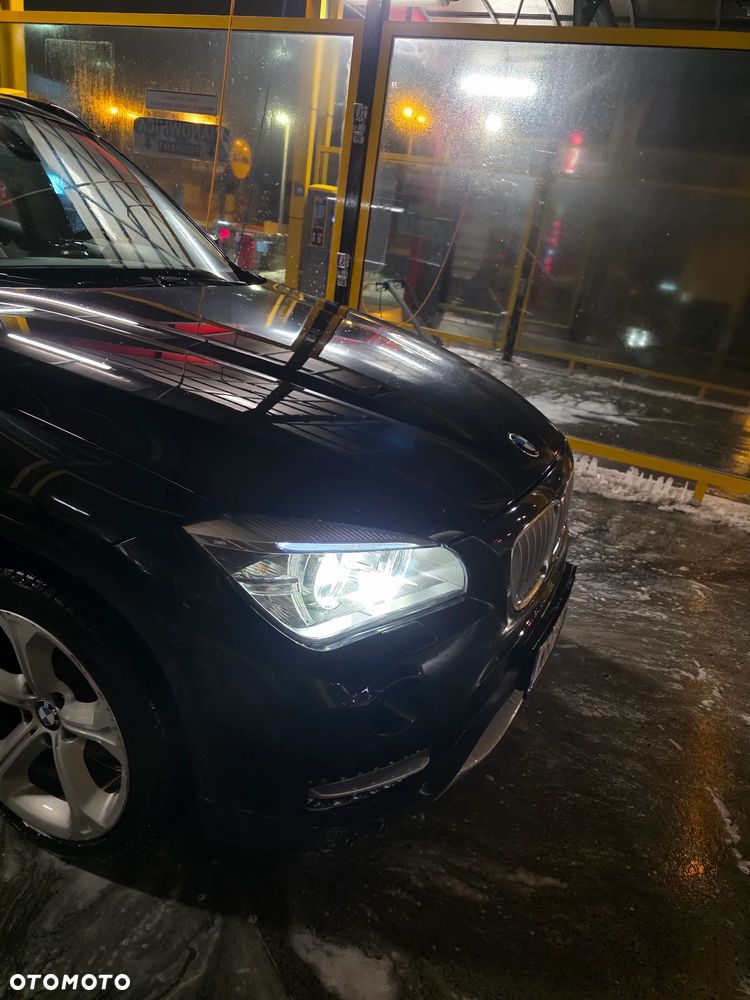 BMW X1 xDrive20d xLine - 17