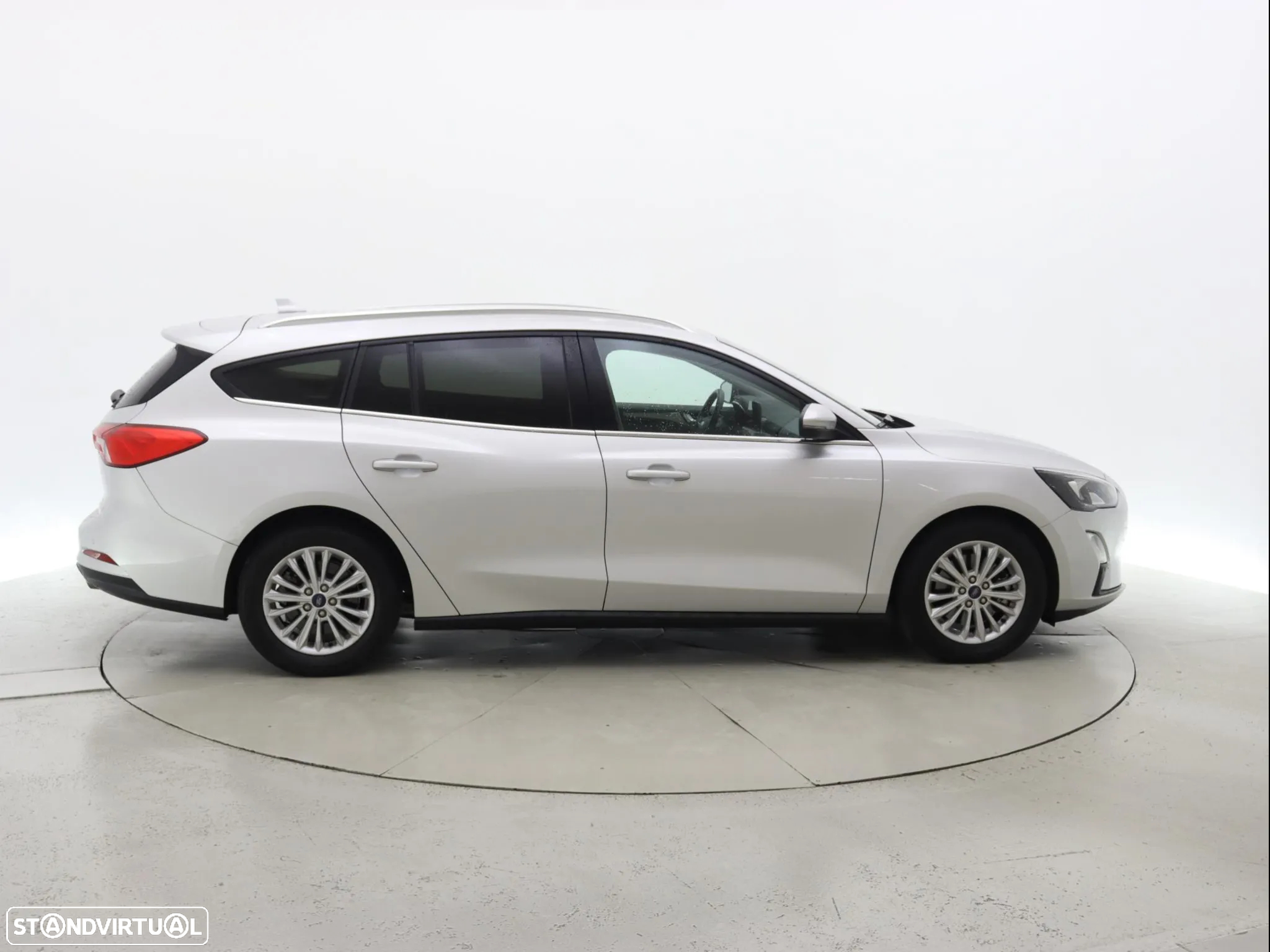Ford Focus 1.5 TDCi EcoBlue Titanium - 8