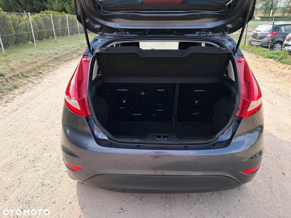 Ford Fiesta 1.25 Viva - 21
