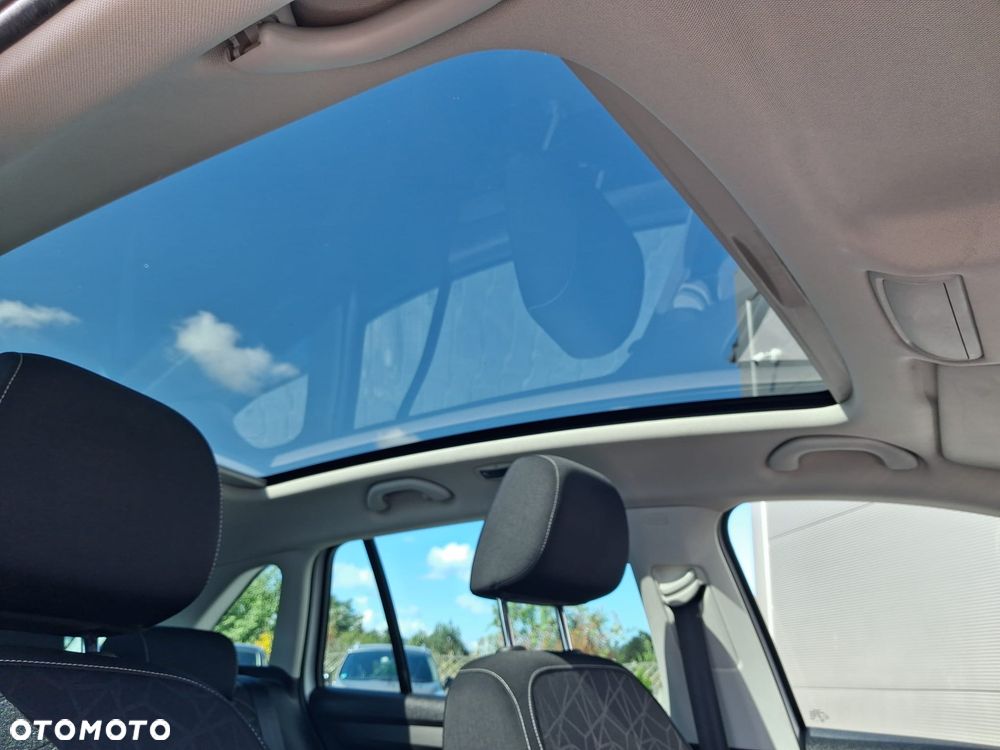 Skoda RAPID 1.0 TSI Clever - 25
