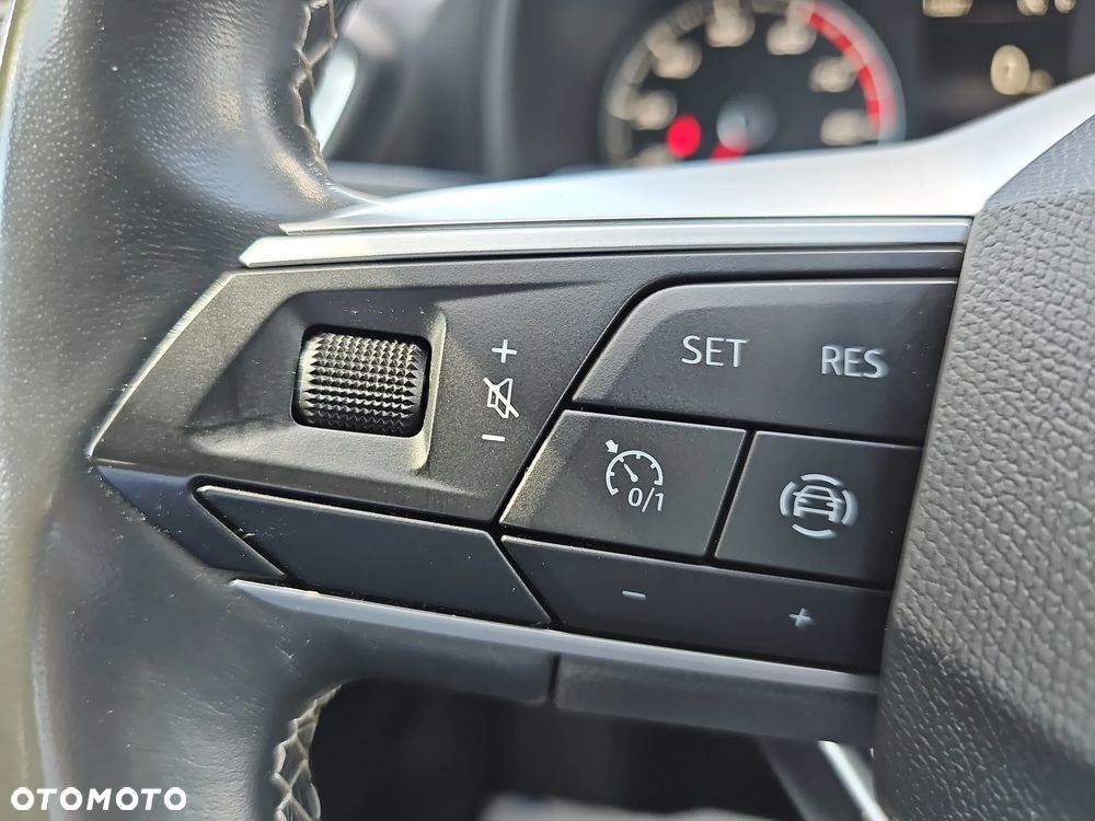 Seat Leon 1.5 eTSI Full LED DSG - 24