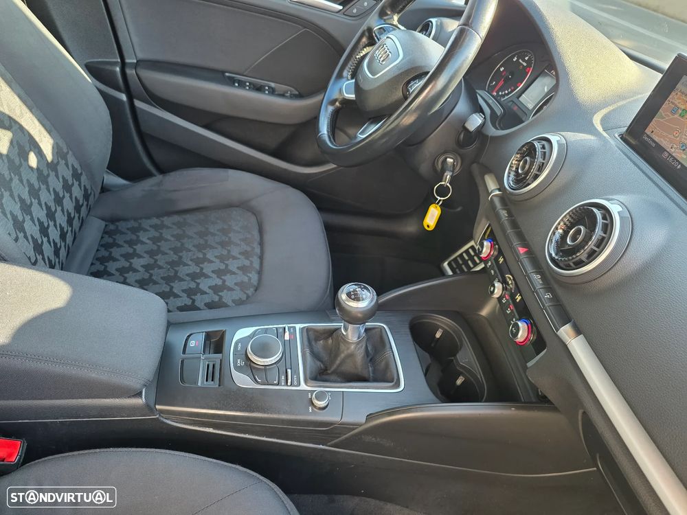 Audi A3 Sportback 1.6 TDI (clean diesel) S line Sport Pack - 50