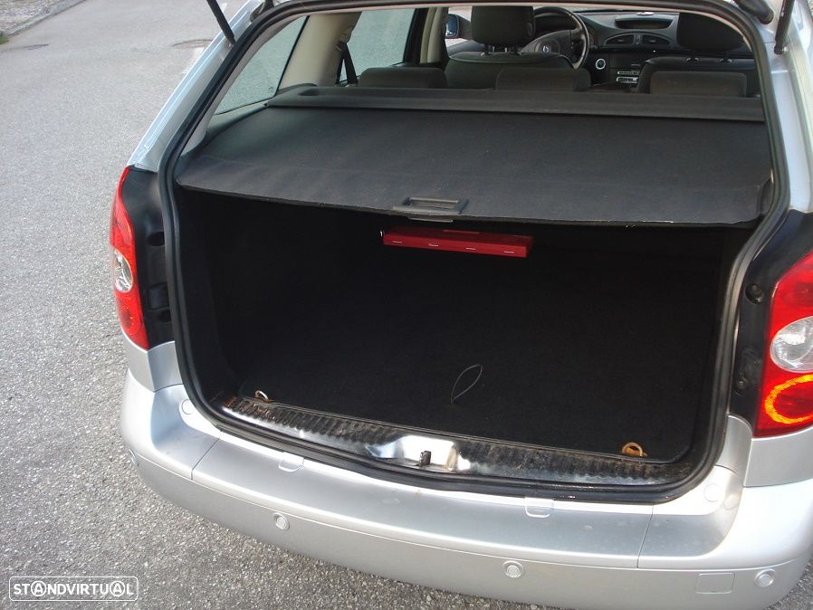 Renault Laguna Break 2.2 dCi FAP Privilege - 19