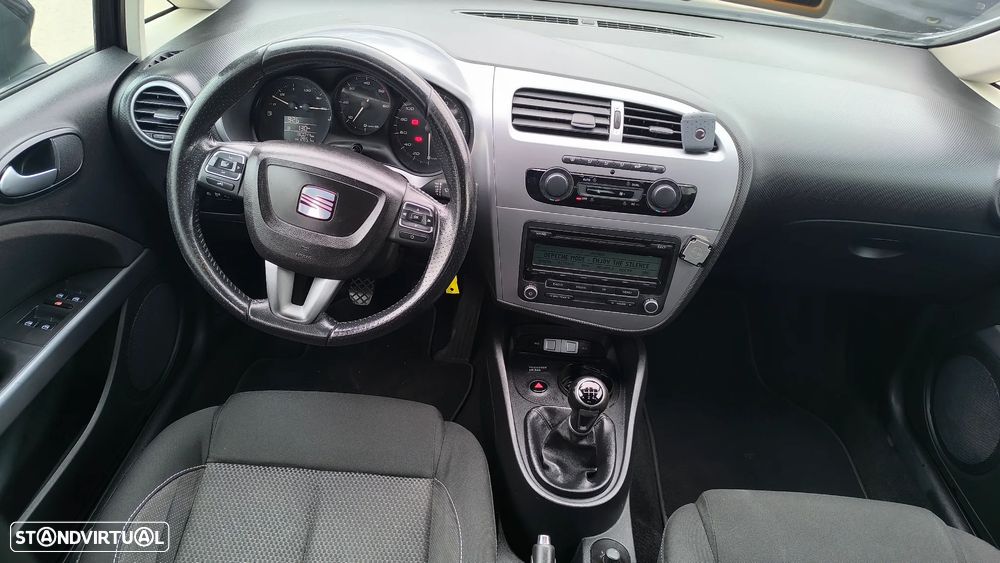 SEAT Leon 1.6 TDI Sport - 8