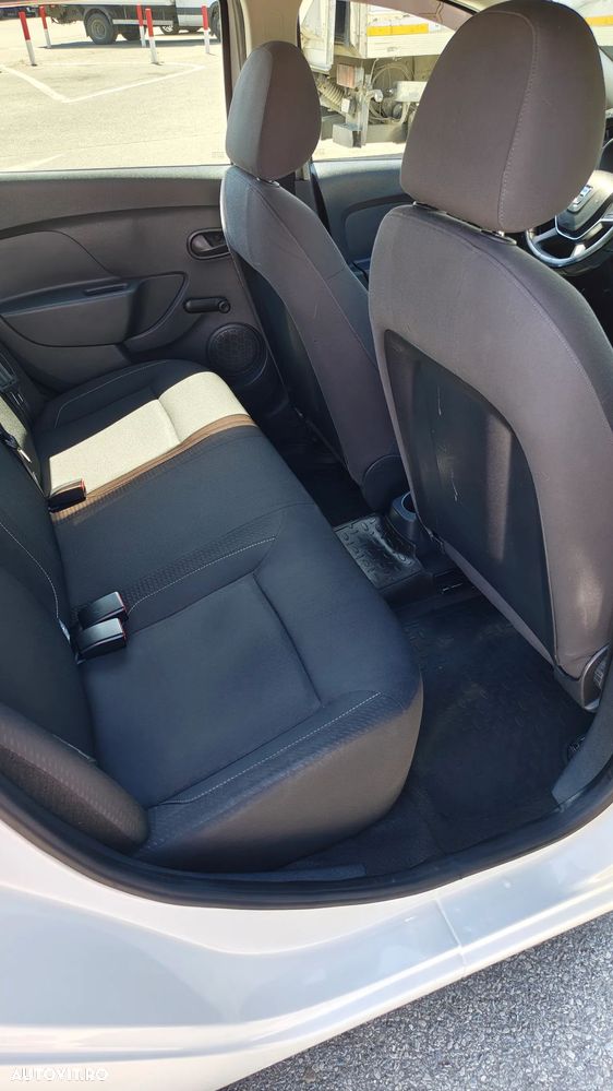 Dacia Logan 1.0 SCe SL PLUS - 11