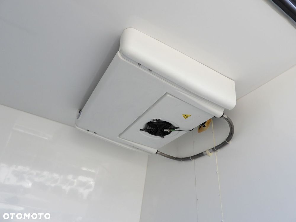 MAN TGE FURGON CHŁODNIA  -5*C ZASILANIE 230V TEMPOMAT AUTOMAT  KLIMATYZACJA  180KM - 22