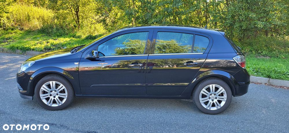 Opel Astra 1.6 Easytronic Cosmo - 4