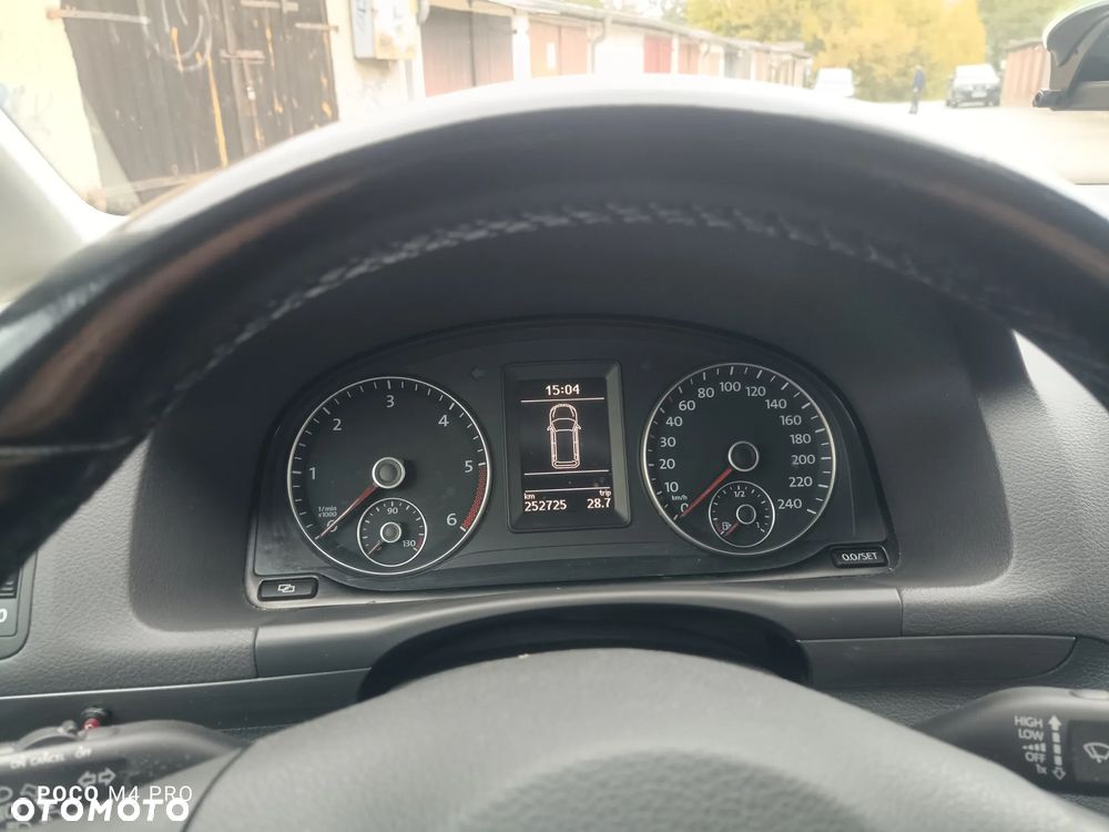 Volkswagen Touran 1.6 TDI DPF BlueMot Comfortline - 14