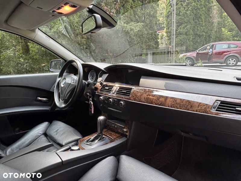 BMW Seria 5 - 10