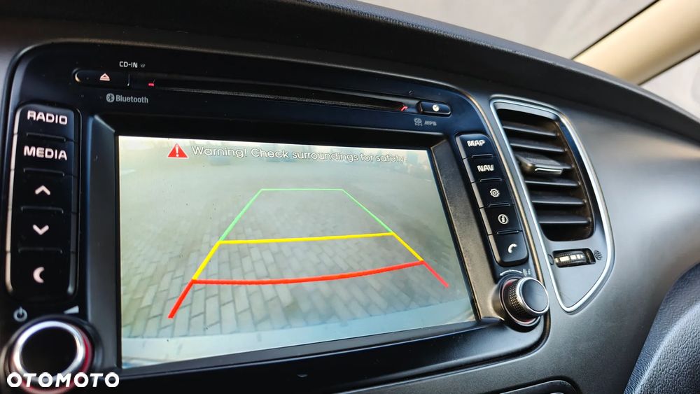 Kia Carens 1.6 GDI ISG Vision - 38