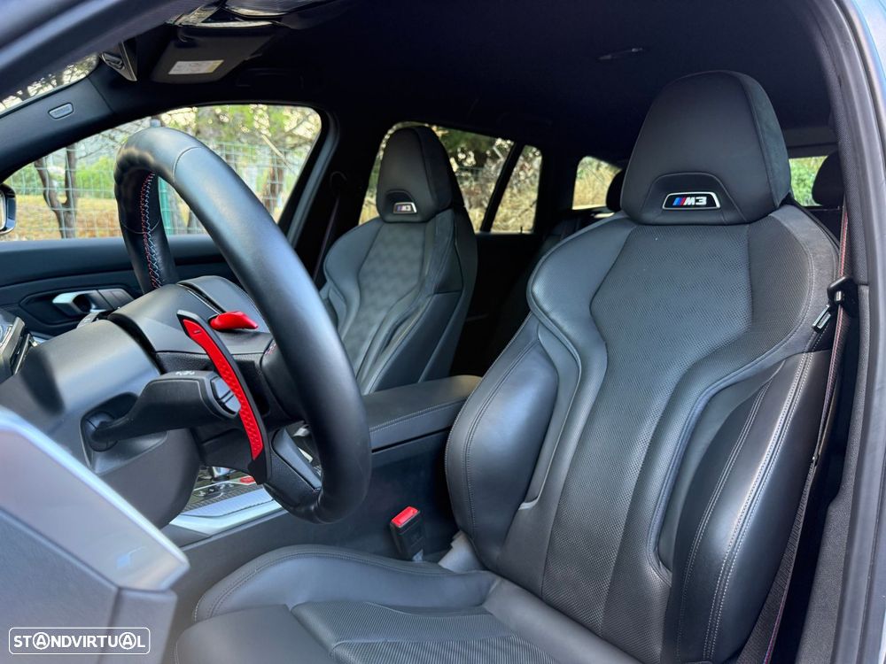 BMW M3 Competition xDrive - 29
