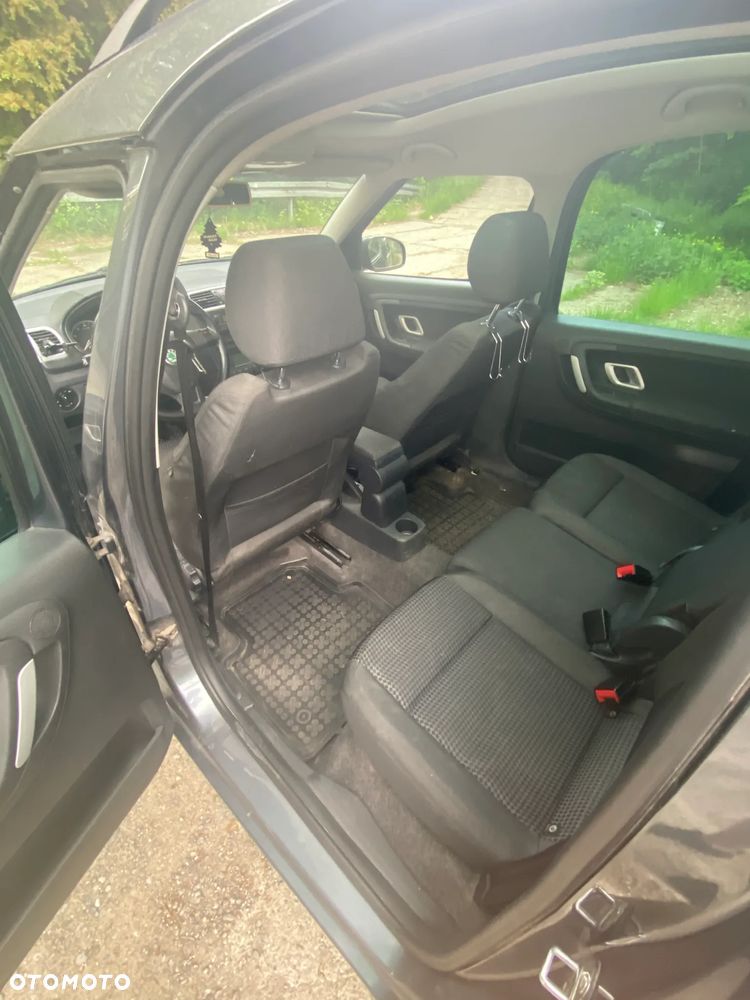 Skoda Roomster 1.6 16V Sport - 9