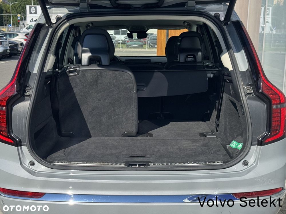 Volvo XC 90 - 35