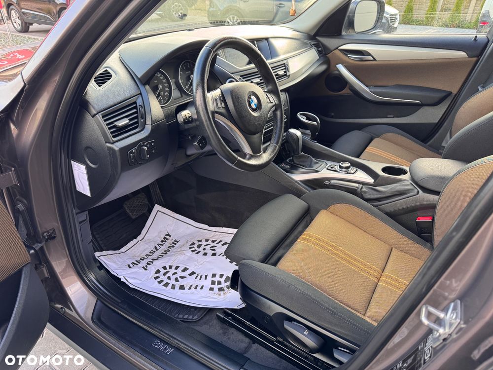 BMW X1 sDrive18i xLine - 14
