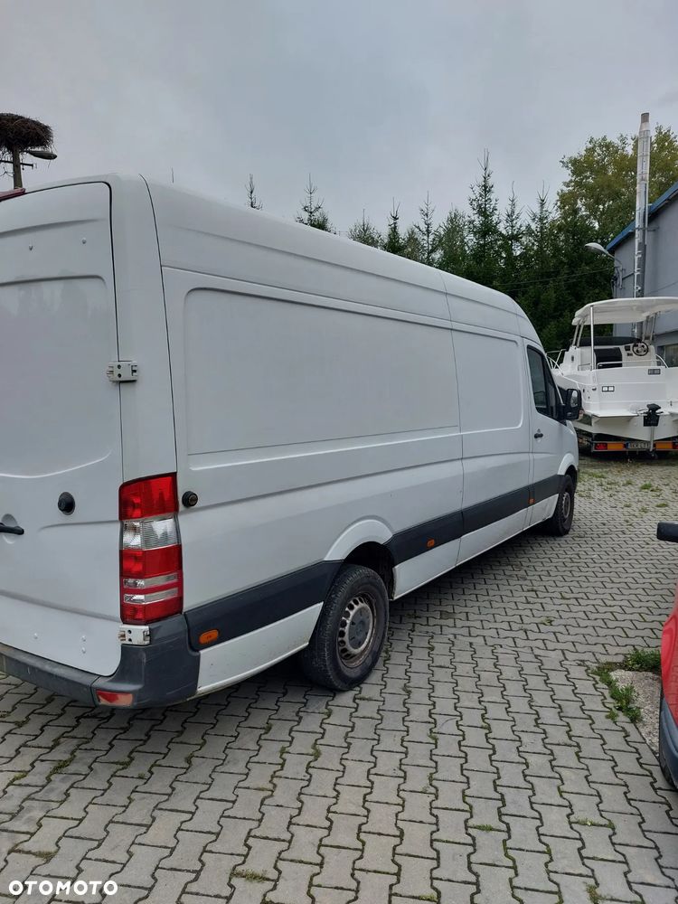 Mercedes-Benz SPRINTER - 2