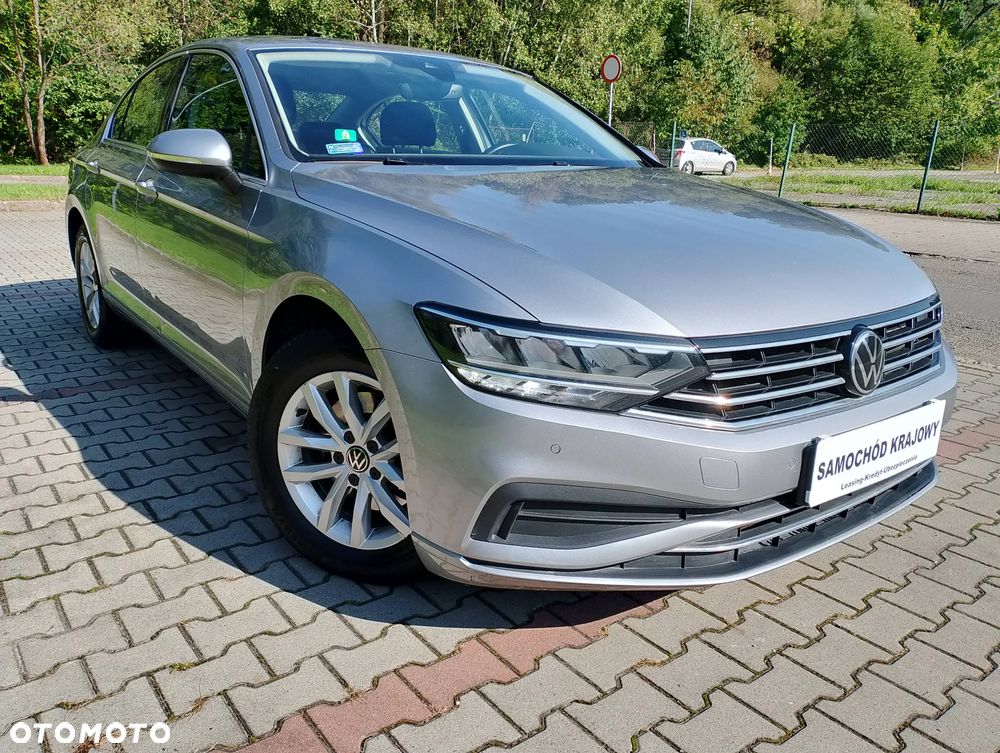 Volkswagen Passat 1.5 TSI EVO Business - 1