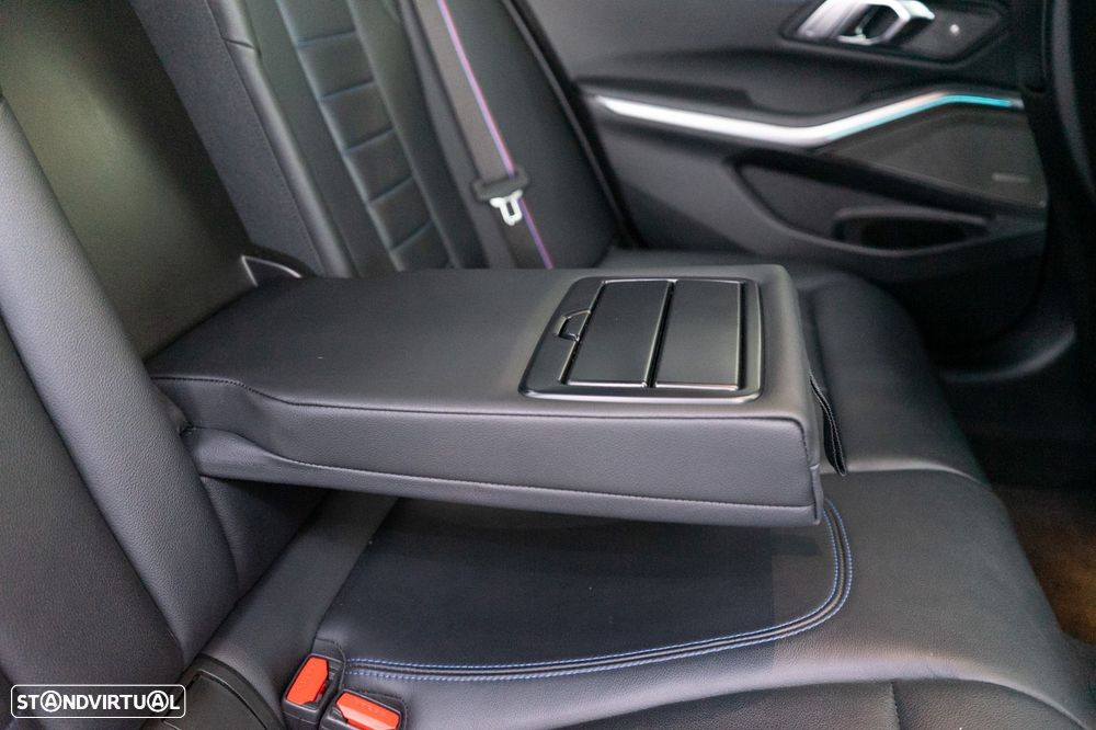 BMW M340 d xDrive Pack Desportivo M Pro Auto - 46