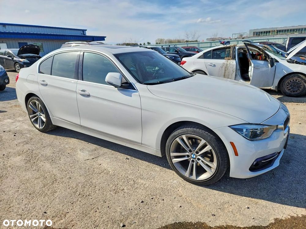BMW Seria 3 330i GPF Sport Line - 1