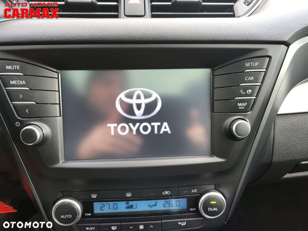 Toyota Avensis Touring Sports 1.8 Executive - 16