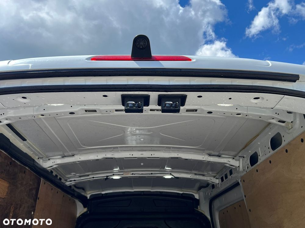 Ford Transit - 20