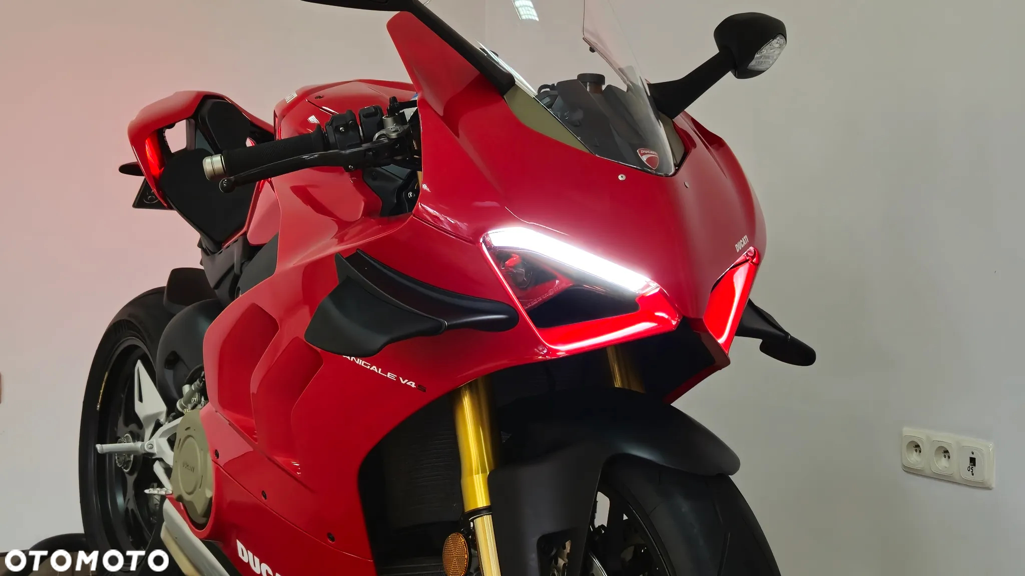 Ducati Panigale V4S - 3
