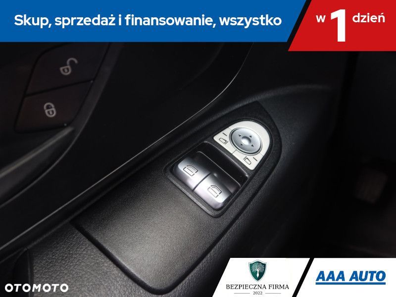 Mercedes-Benz Vito - 18