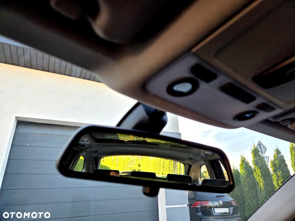 BMW Seria 3 - 26