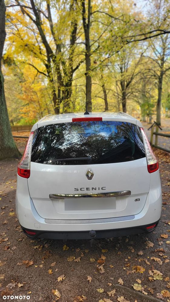 Renault Scenic dCi 160 Bose Edition - 21