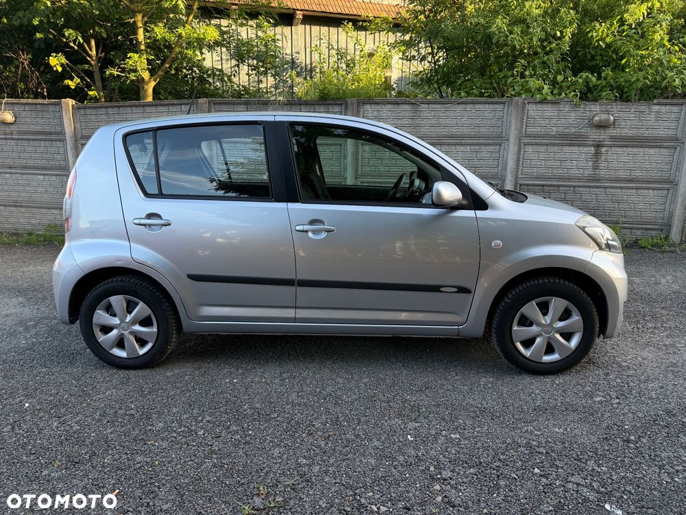 Daihatsu Sirion 1.0 CooLine - 23