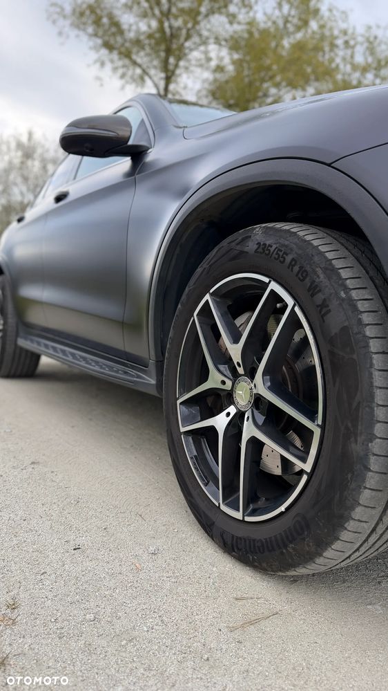 Mercedes-Benz GLC 250 4-Matic - 2
