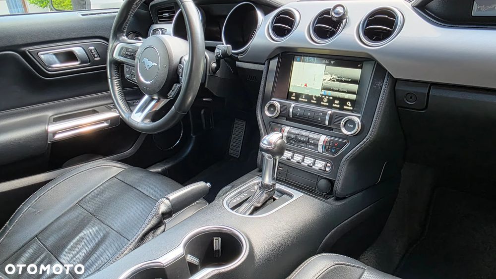 Ford Mustang 5.0 V8 GT - 20