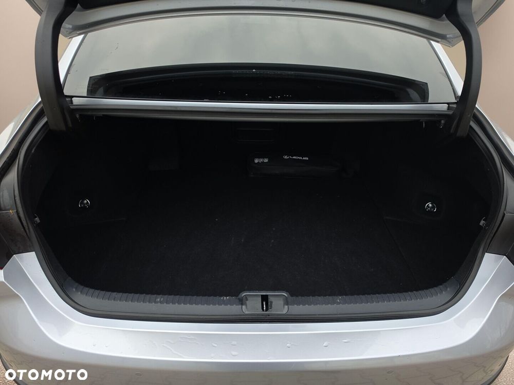 Lexus ES 300h Business Edition - 35