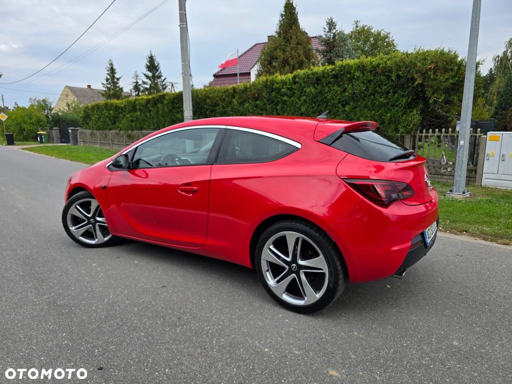 Opel Astra 1.6 Turbo Innovation - 17