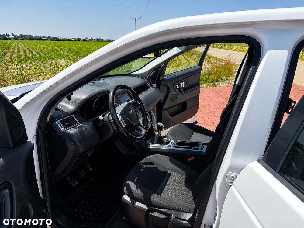 Land Rover Discovery Sport TD4 SE - 11